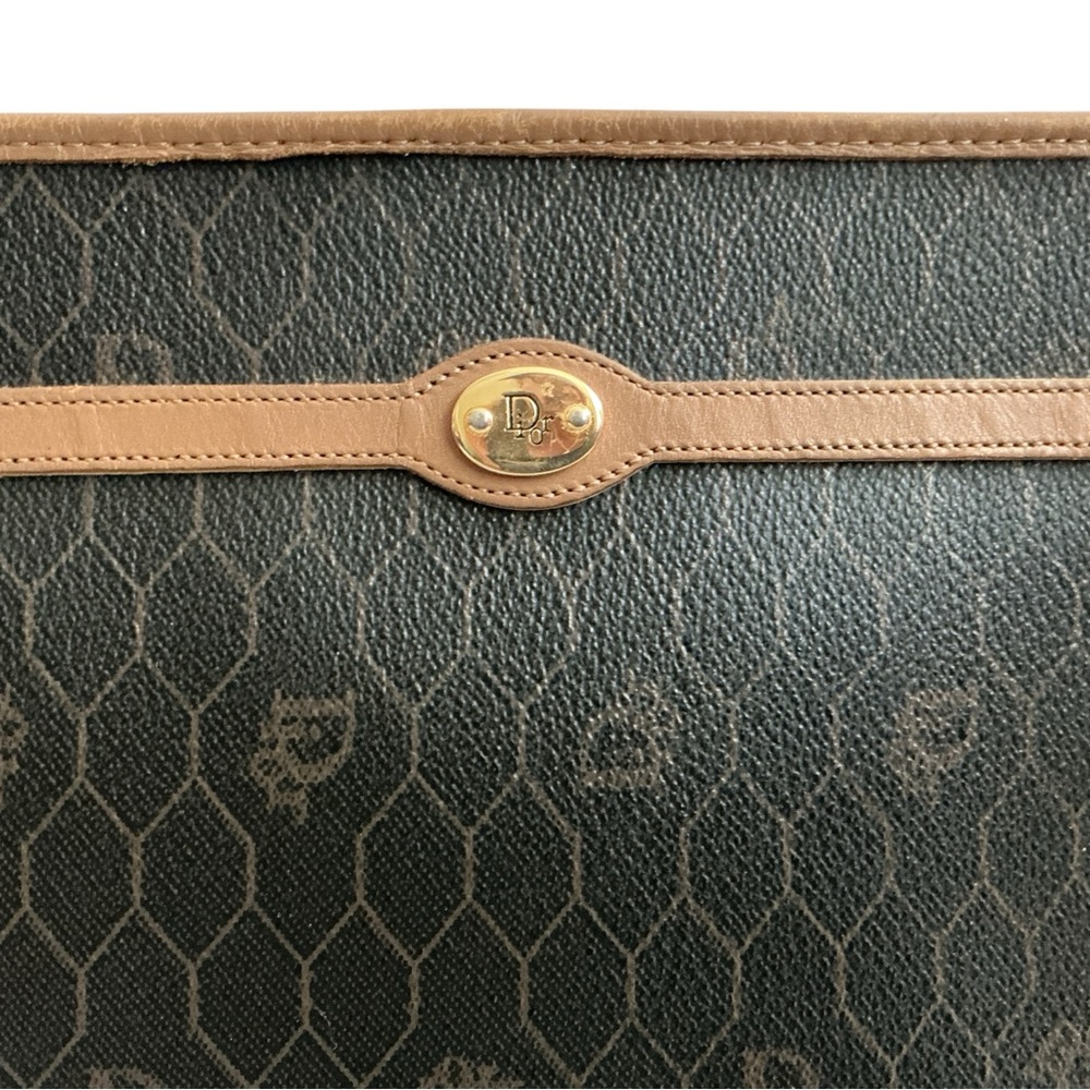 Christian Dior Brown Honeycomb Pattern Toiletry Bag - Picture 4 of 12
